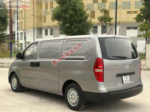 Hyundai Grand Starex 2017 - ảnh 3