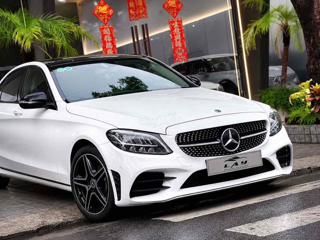 Mercedes-Benz 2020 - ảnh 3