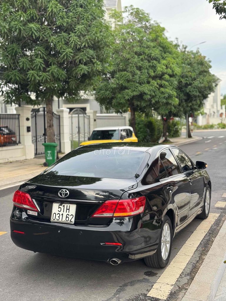 Toyota Camry 2.0E 2009 - ảnh 4