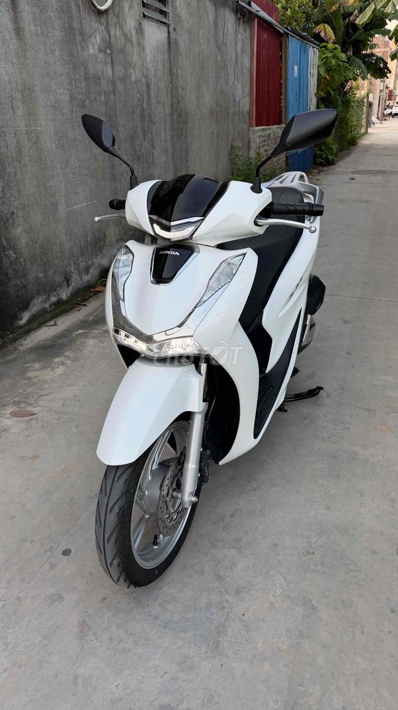 Honda SH 2025 - ảnh 1