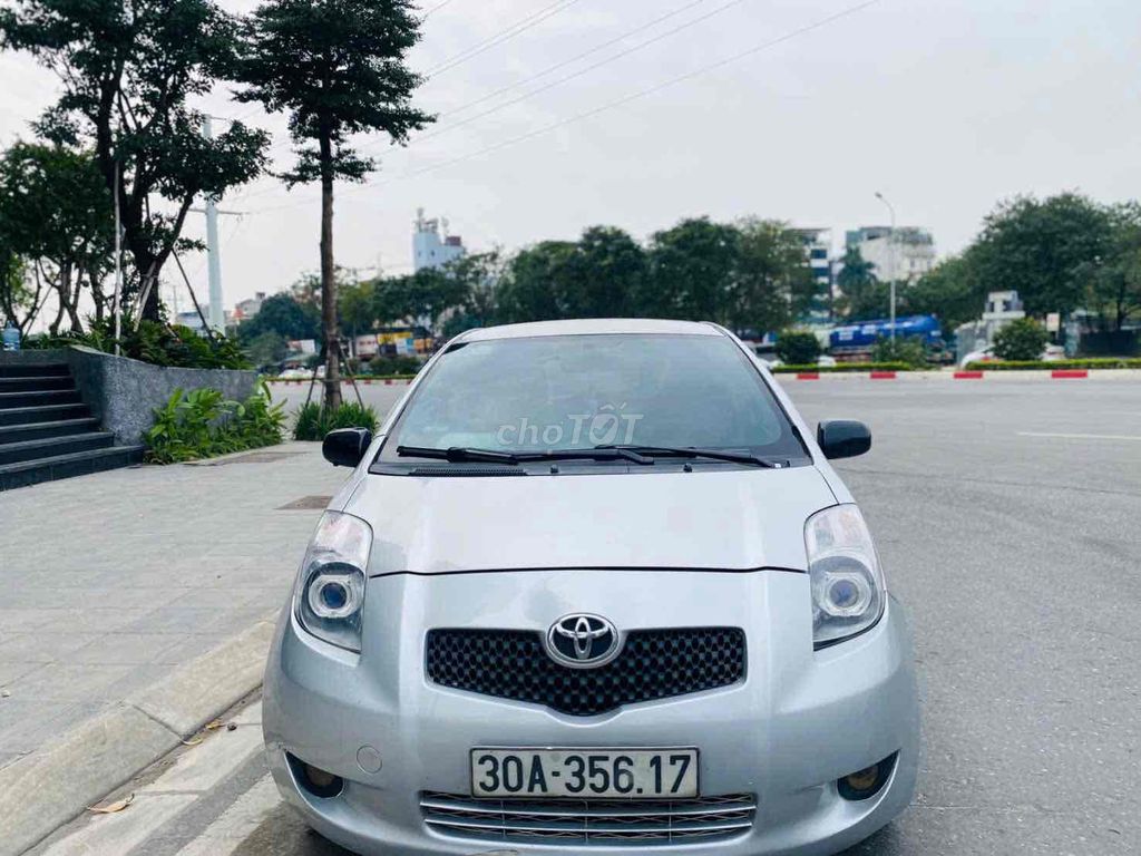 Toyota Yaris 2007 - ảnh 1
