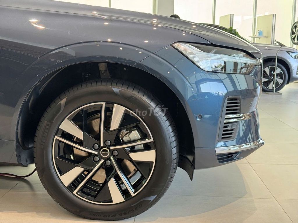 Volvo XC60 2025 - ảnh 4