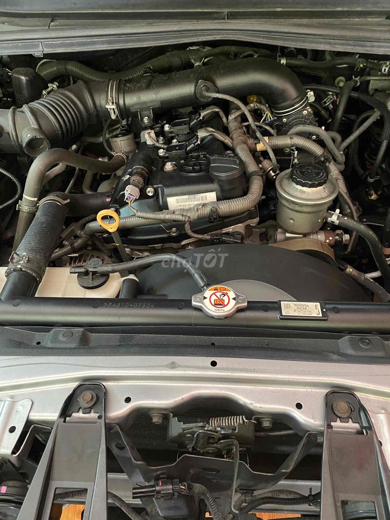 Toyota Innova - ảnh 5