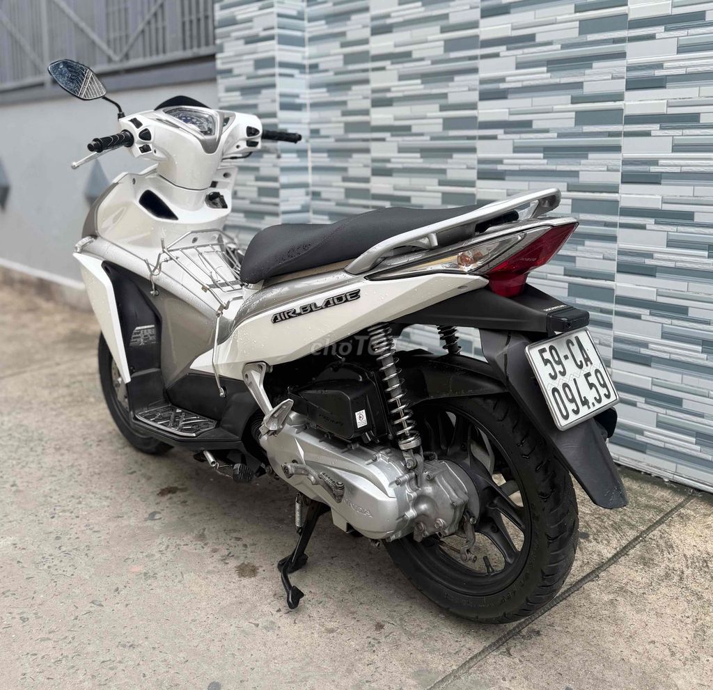 Honda Air Blade 2012 - ảnh 4