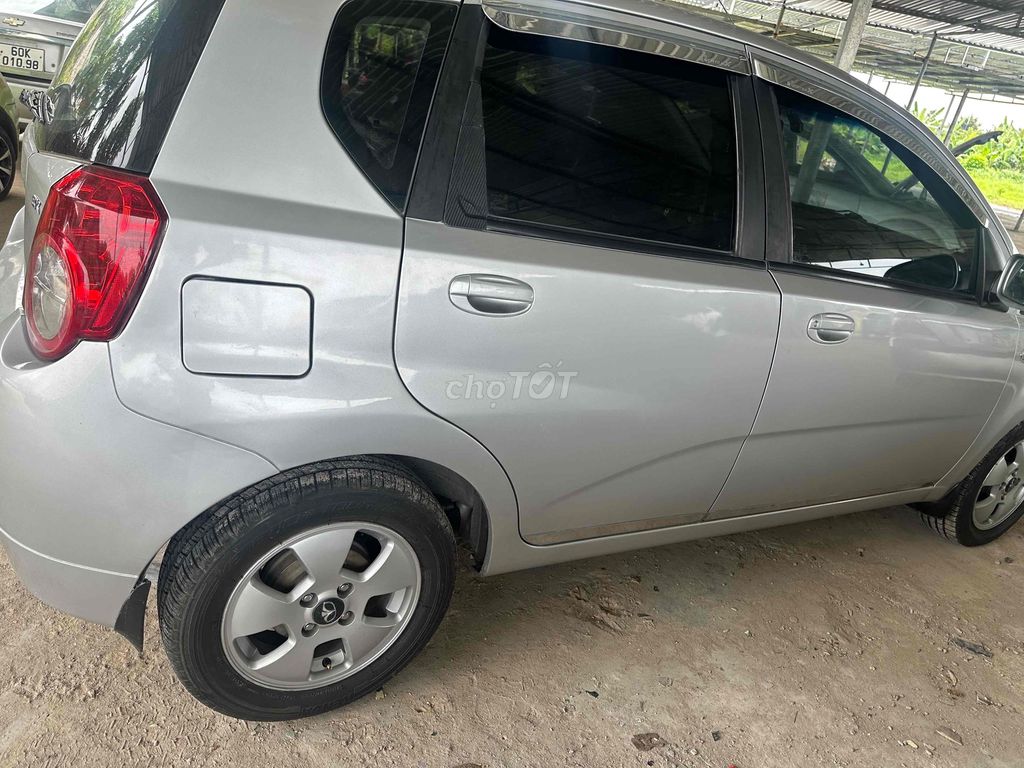 Daewoo Gentra - ảnh 5