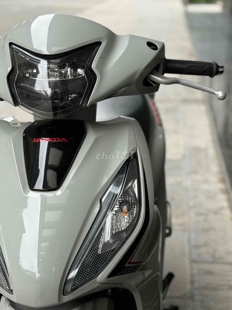 Honda Vision - ảnh 3