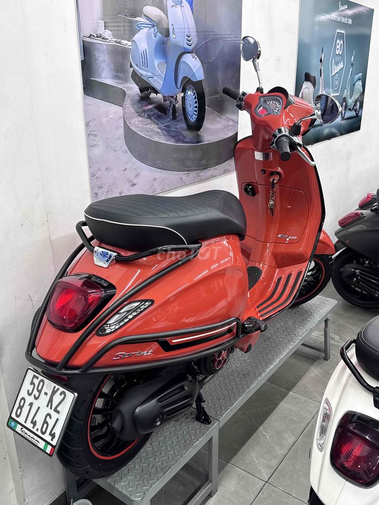 Piaggio Vespa 2022 - ảnh 2