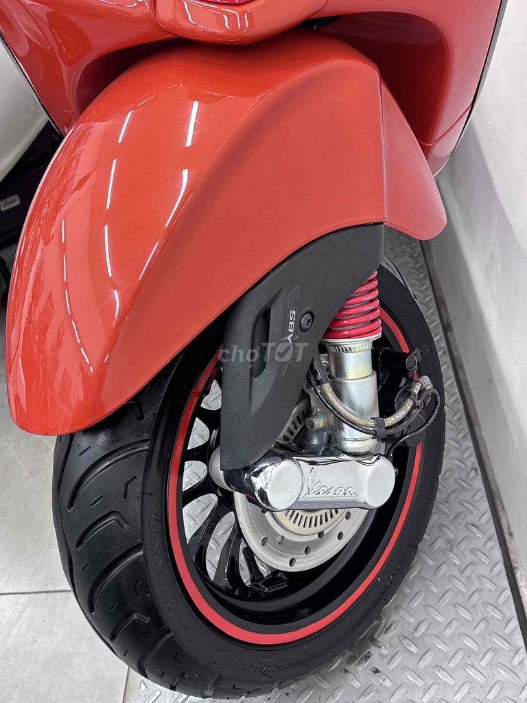Piaggio Vespa 2022 - ảnh 4