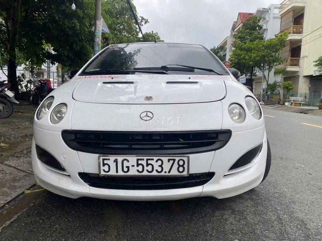 Mercedes-Benz - ảnh 1