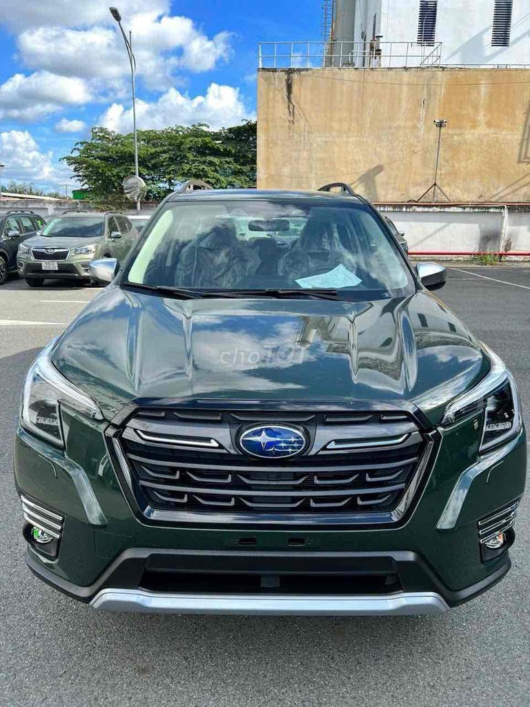 Subaru Forester - ảnh 1