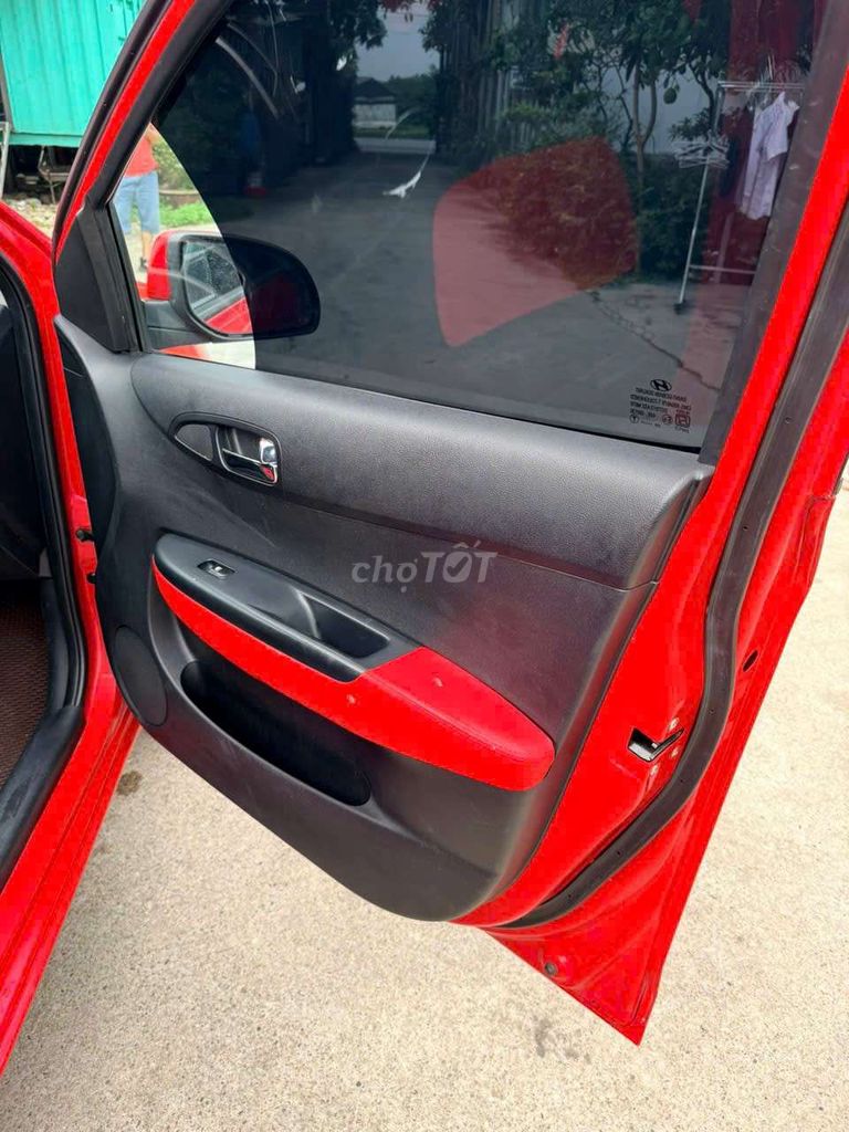 Hyundai i20 2011 - ảnh 3