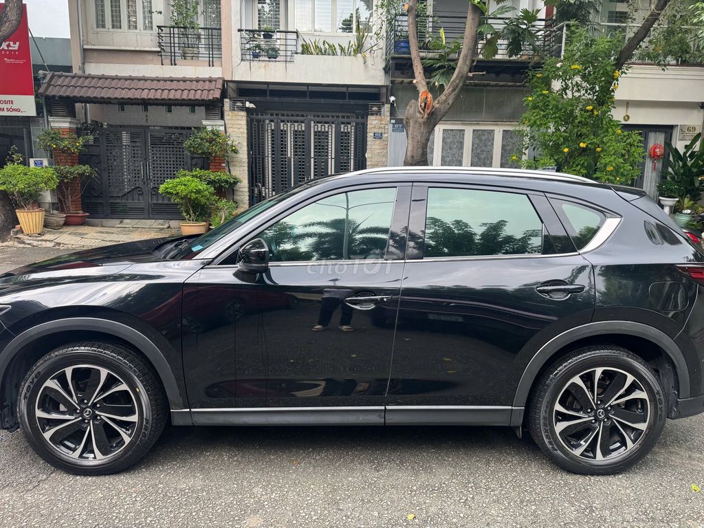Mazda 2025 - ảnh 2