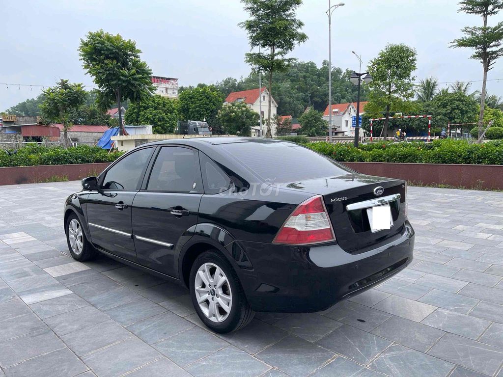Ford Focus 2011 - ảnh 4