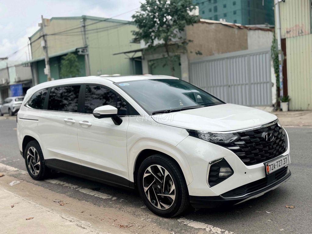 Hyundai Custin 2023 - ảnh 3