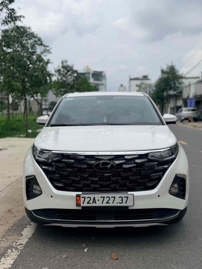 Hyundai Custin 2023 - ảnh 5
