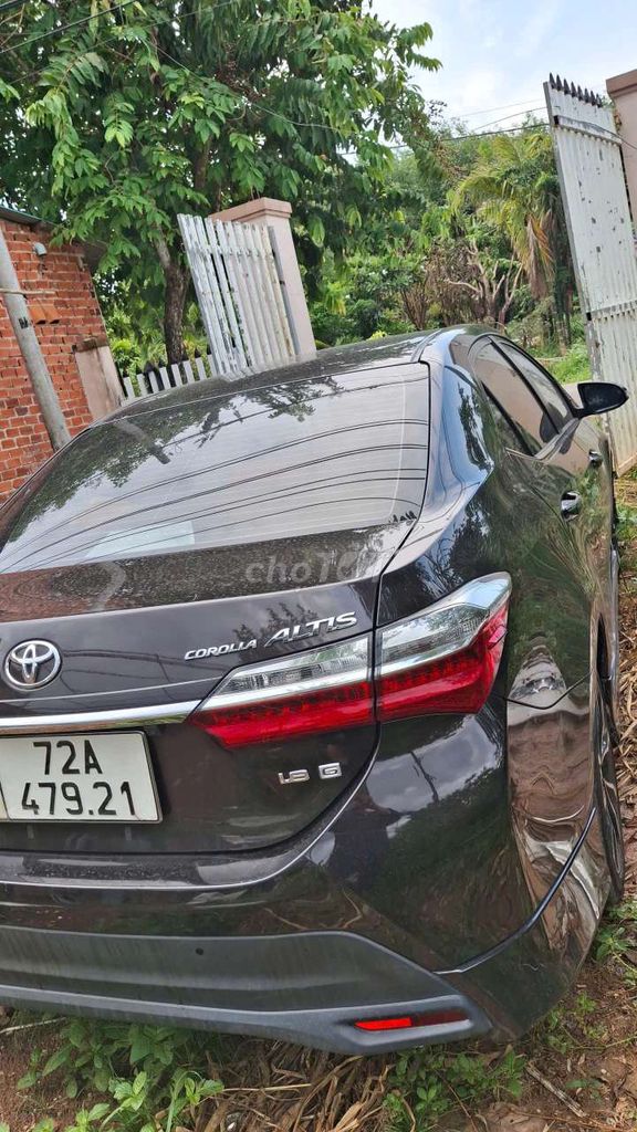 Toyota Corolla Altis - ảnh 3