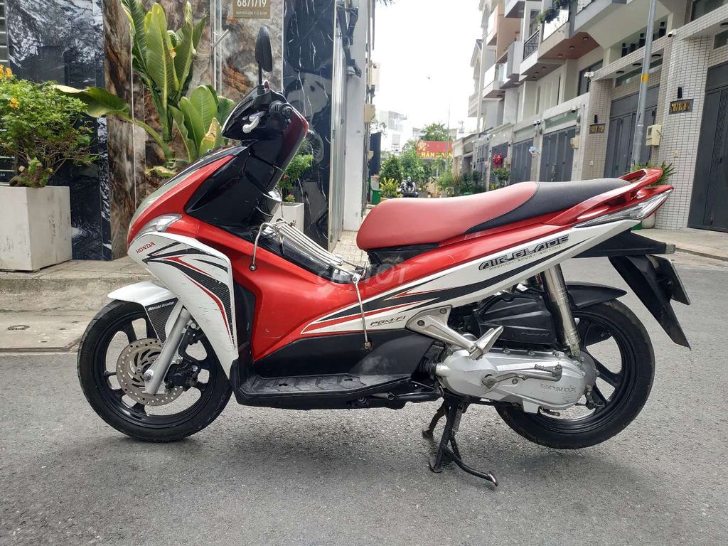Honda Air Blade 2011 - ảnh 4