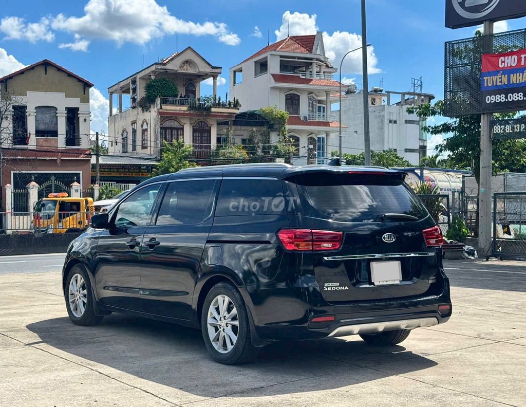 Kia Sedona 2018 - ảnh 5