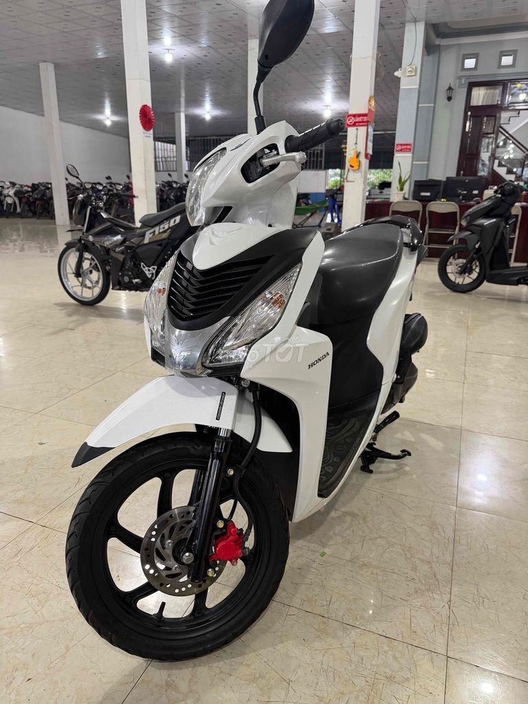 Honda Vision 2024 - ảnh 1