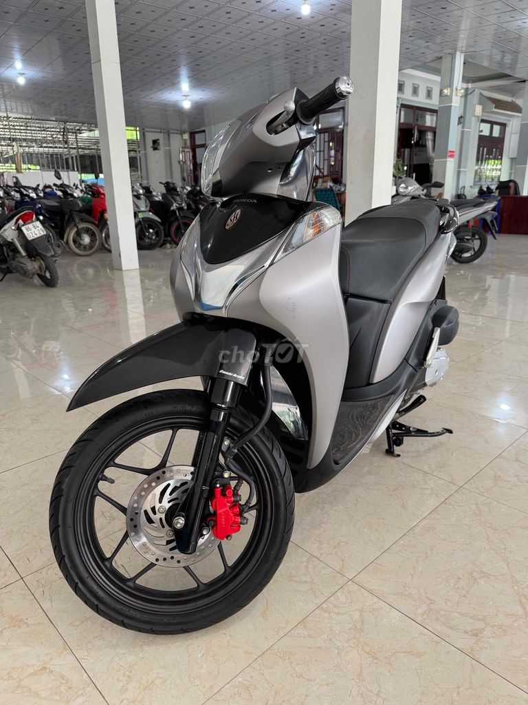 Honda SH Mode 2018 - ảnh 1