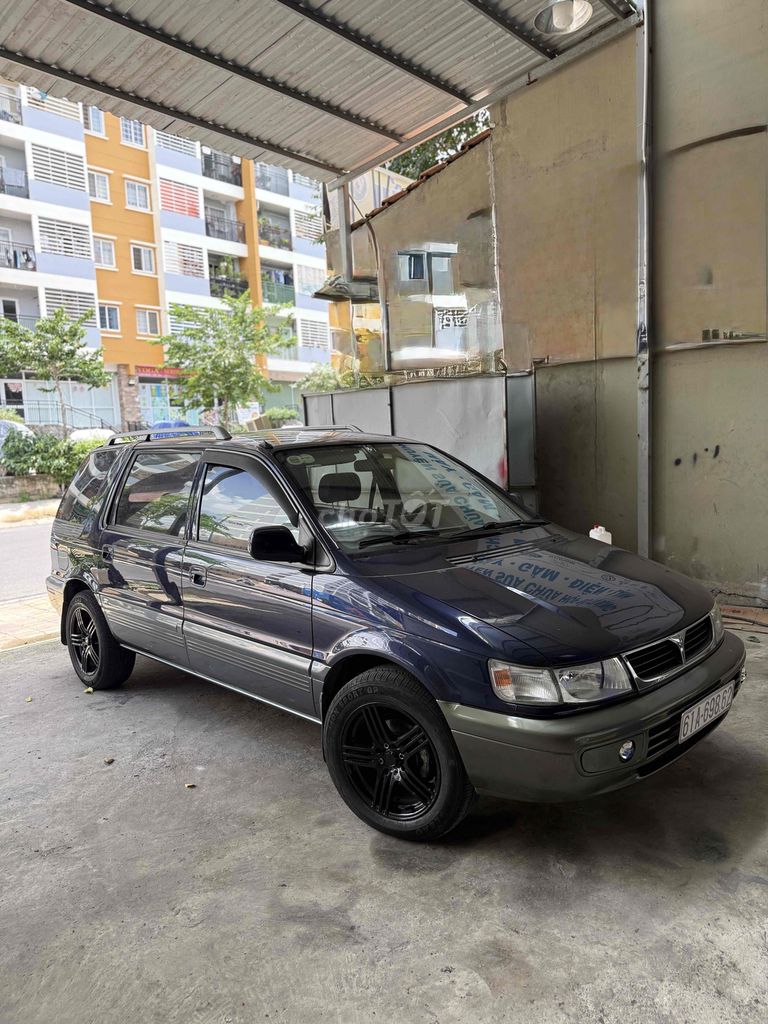 Mitsubishi - ảnh 1