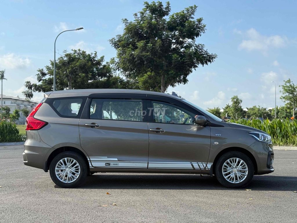 Suzuki Ertiga 2022 - ảnh 4