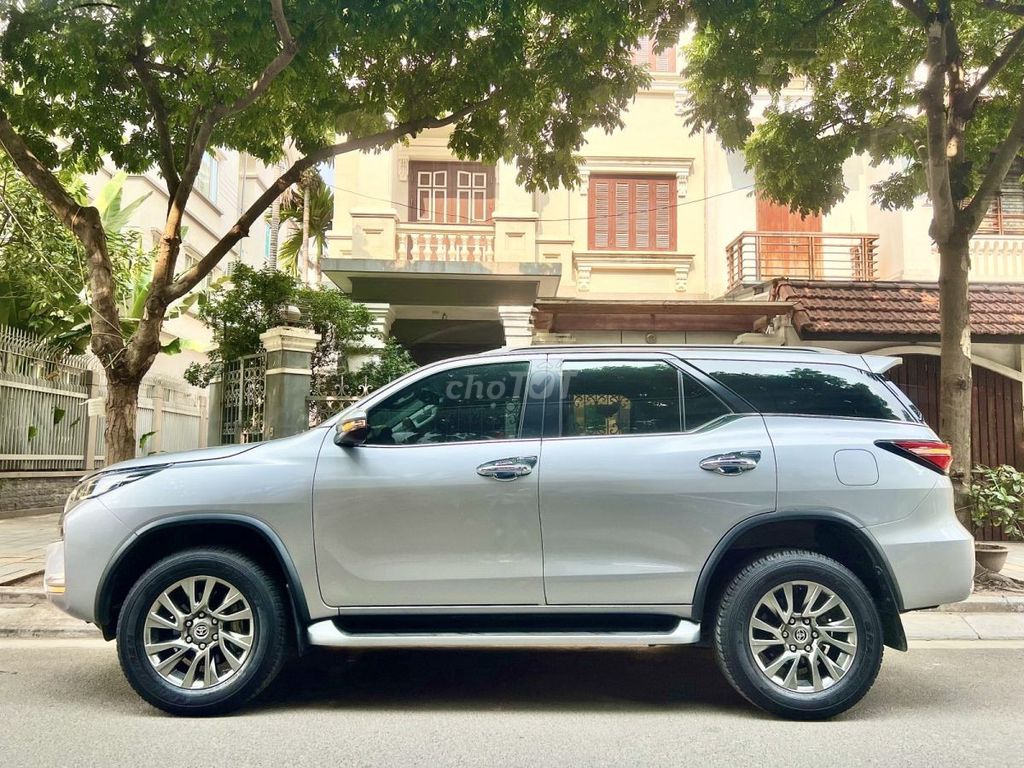 Toyota Fortuner 2.7V 4x4 AT 2021 - ảnh 5