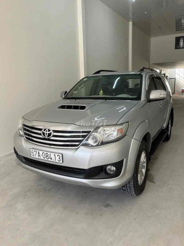 Toyota Fortuner 2014 - ảnh 3