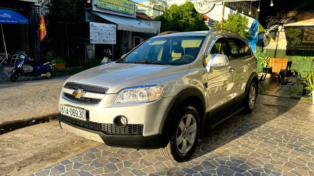 Chevrolet Captiva - ảnh 1
