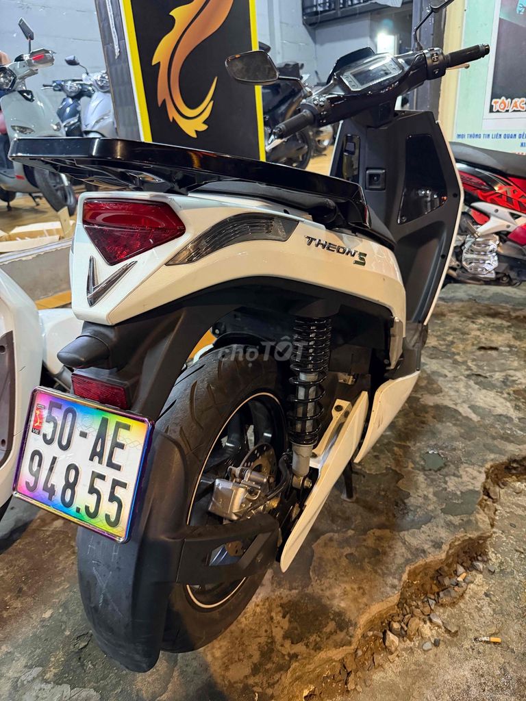 Theon S 2025 - ảnh 2