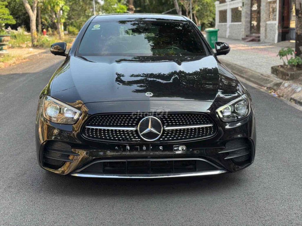 Mercedes-Benz 2021 - ảnh 1