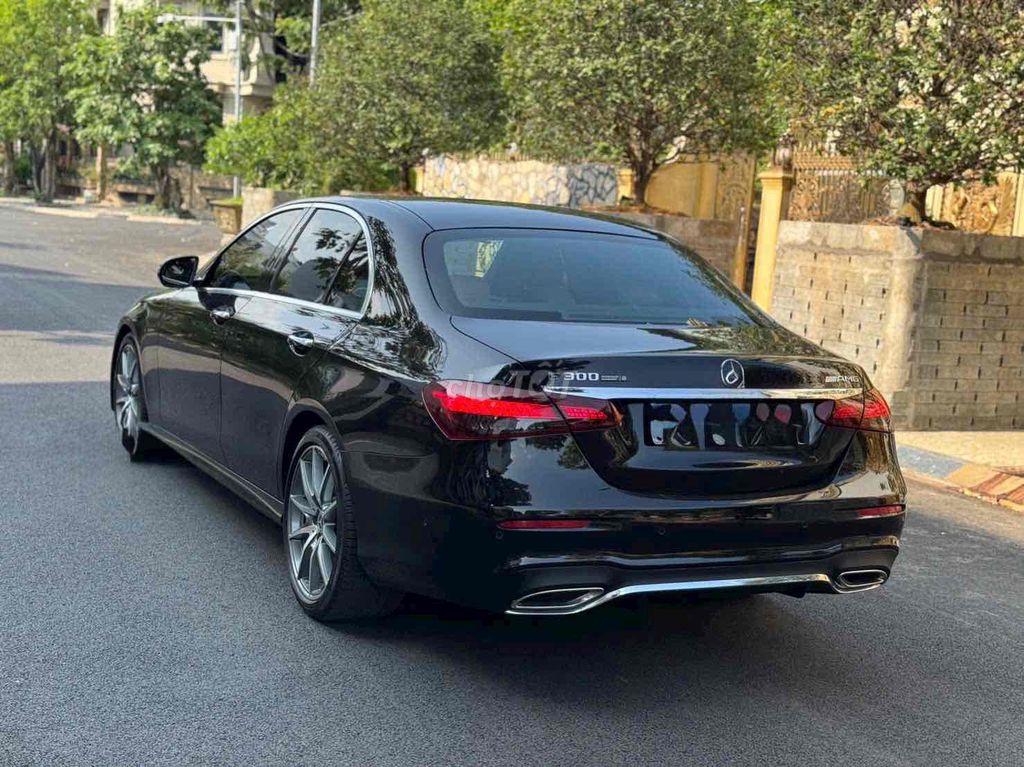 Mercedes-Benz 2021 - ảnh 3