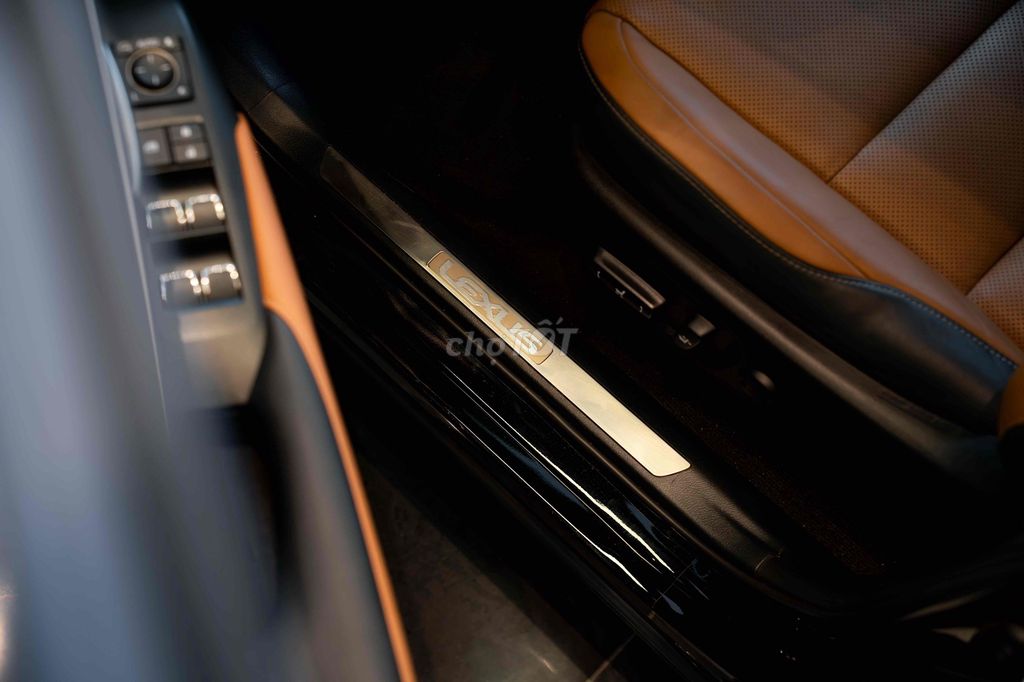 Lexus NX 2021 - ảnh 4