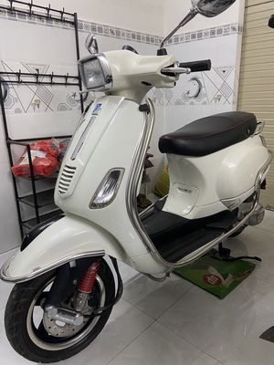 Piaggio Vespa 2011 - ảnh 1