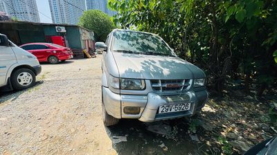 Isuzu 2004 - ảnh 1