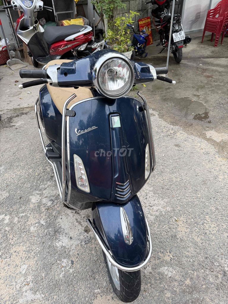 Piaggio Vespa 2015 - ảnh 1