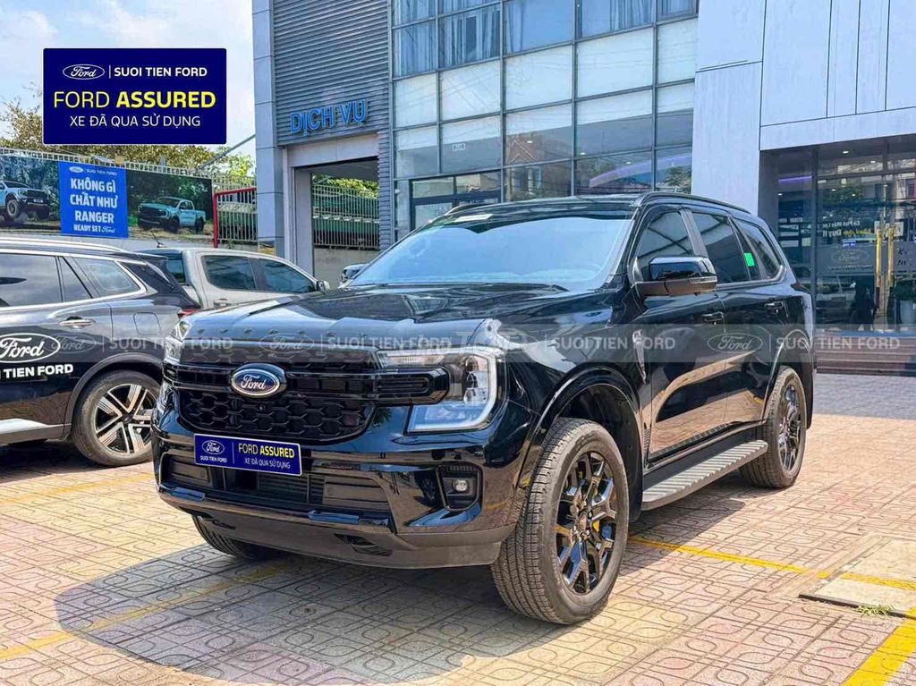 Ford Everest 2025 - ảnh 2