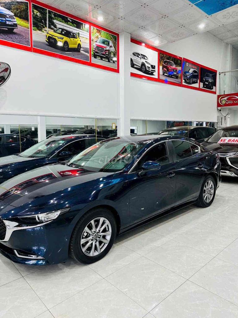 Mazda 3 - ảnh 1