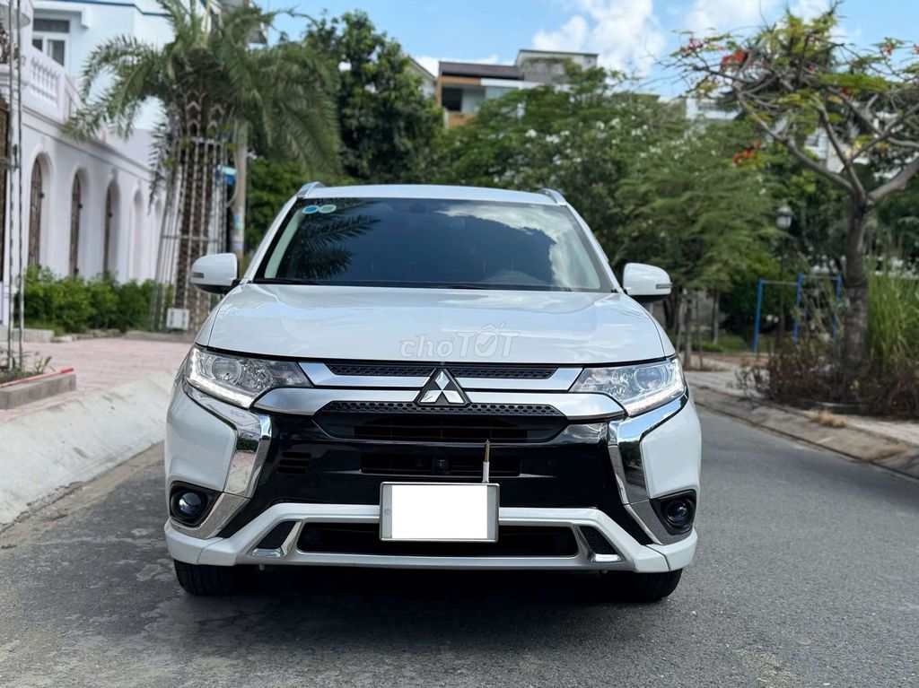 Mitsubishi Outlander 2023 - ảnh 4