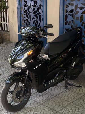 Honda Air Blade 2023 - ảnh 1