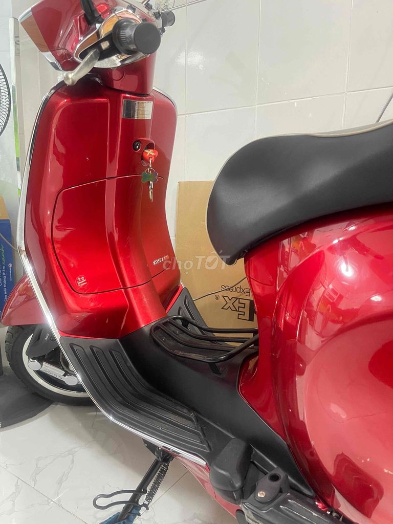 Vespa 2022 - ảnh 4