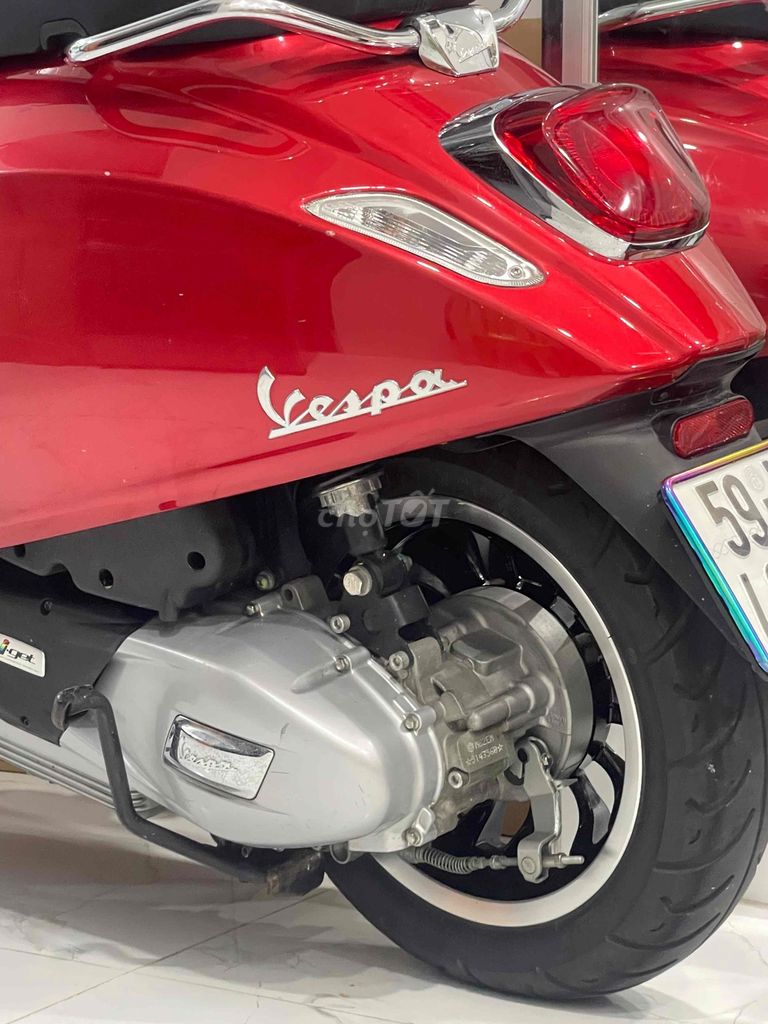 Vespa 2022 - ảnh 5