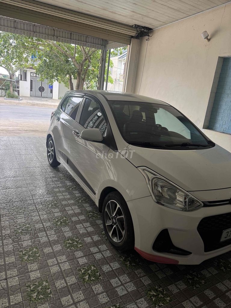 Hyundai Grand i10 - ảnh 2