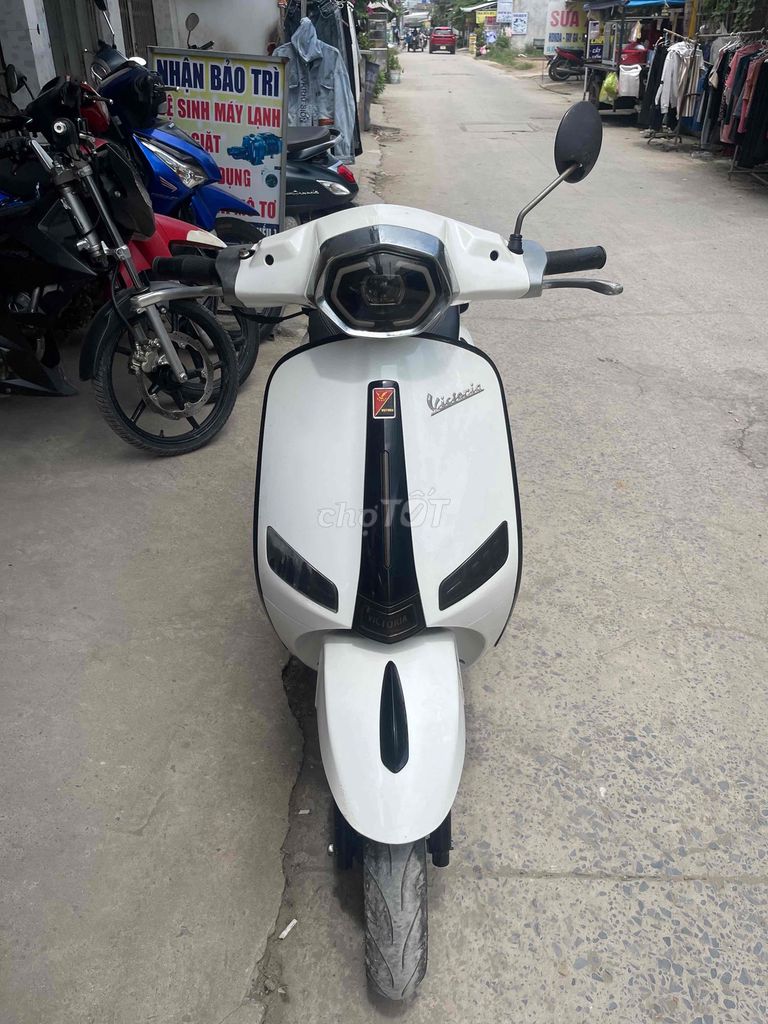Vespa 2023 - ảnh 4