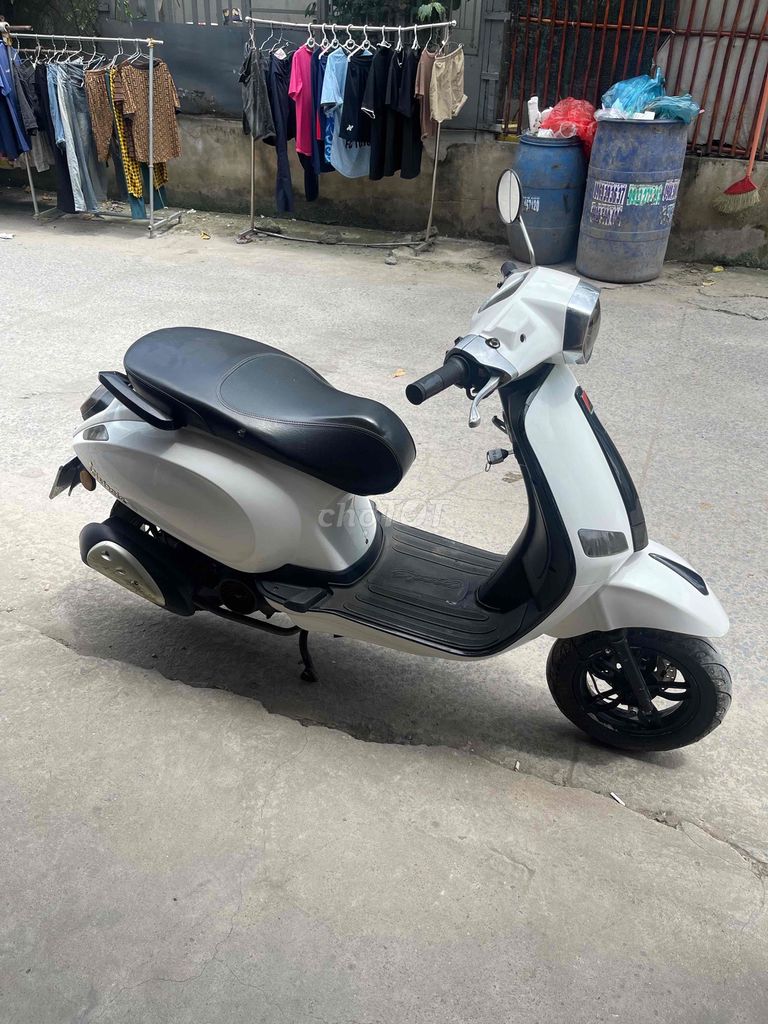 Vespa 2023 - ảnh 5