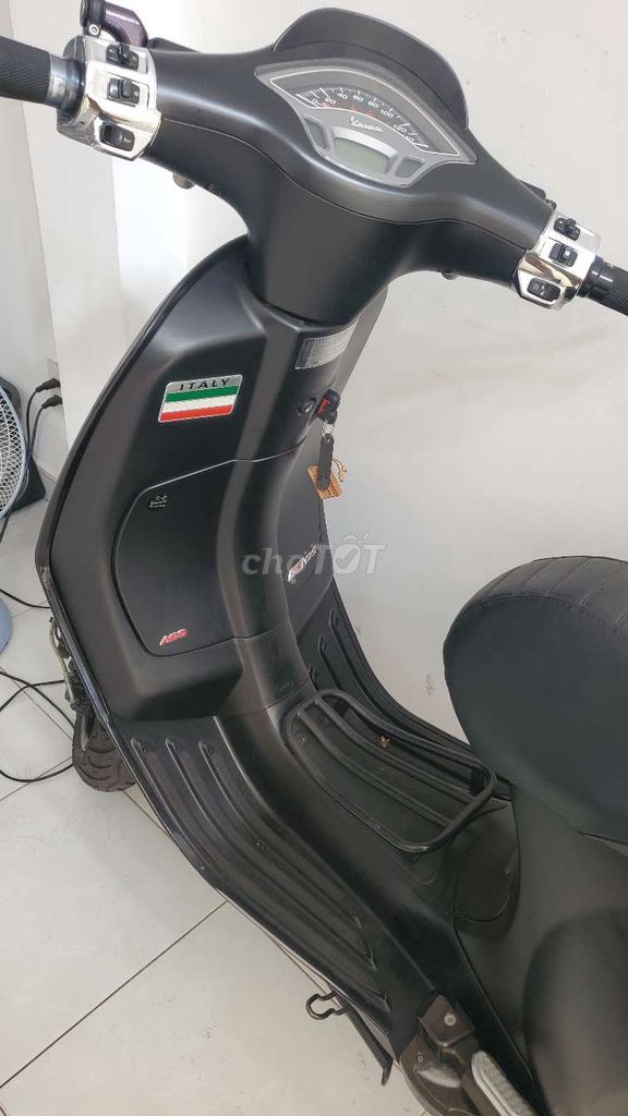 Piaggio Vespa 2021 - ảnh 1