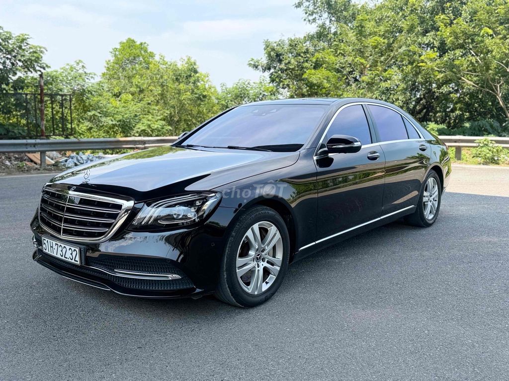 Mercedes-Benz - ảnh 2