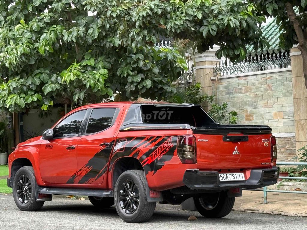 Mitsubishi Triton 2021 - ảnh 2