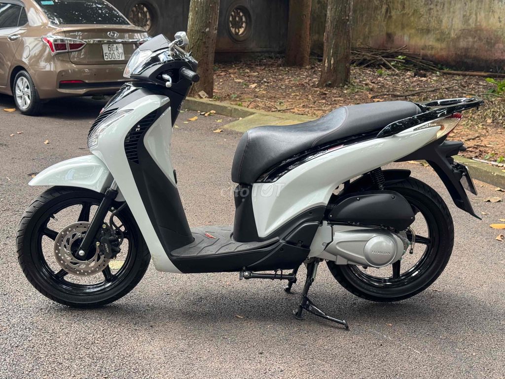 Honda SH 2010 - ảnh 4