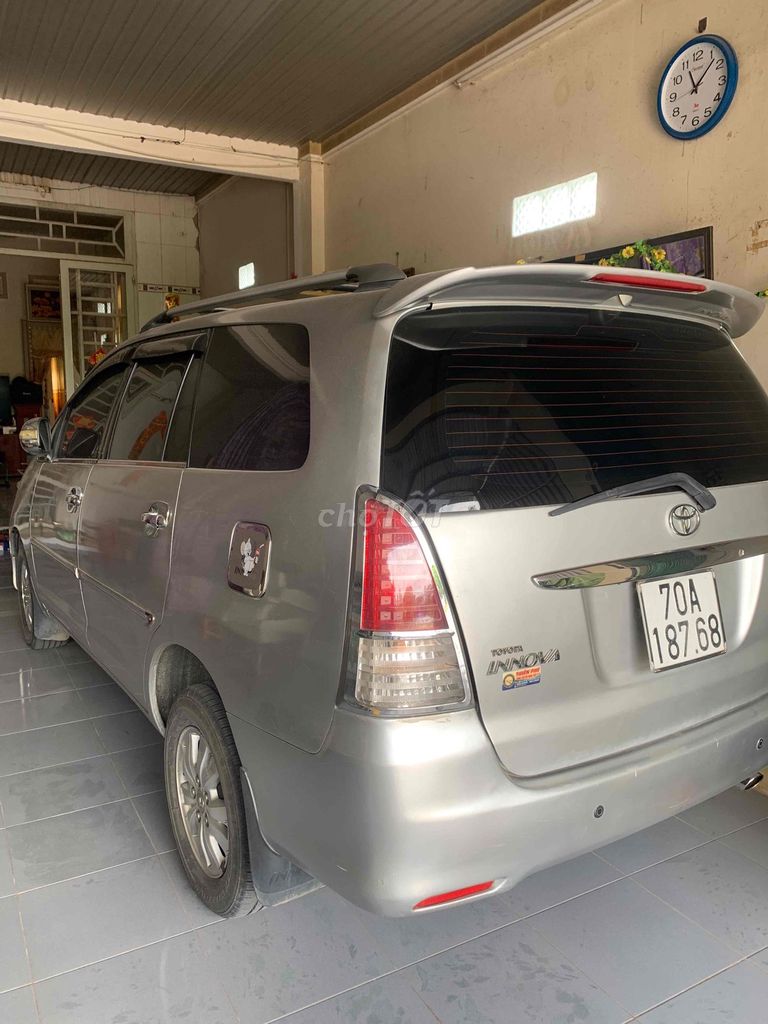 Toyota Innova 2009 - ảnh 3